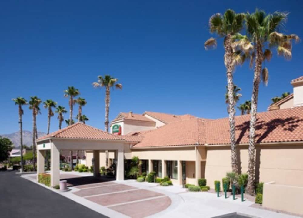 Фото Courtyard by Marriott Tucson Williams Centre