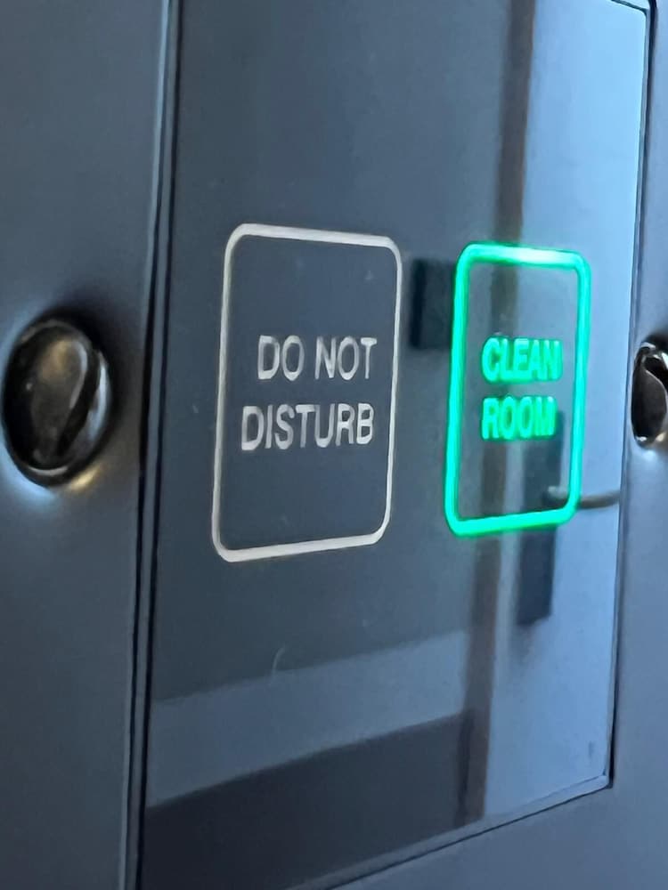 Фото Tudor Court Hotel