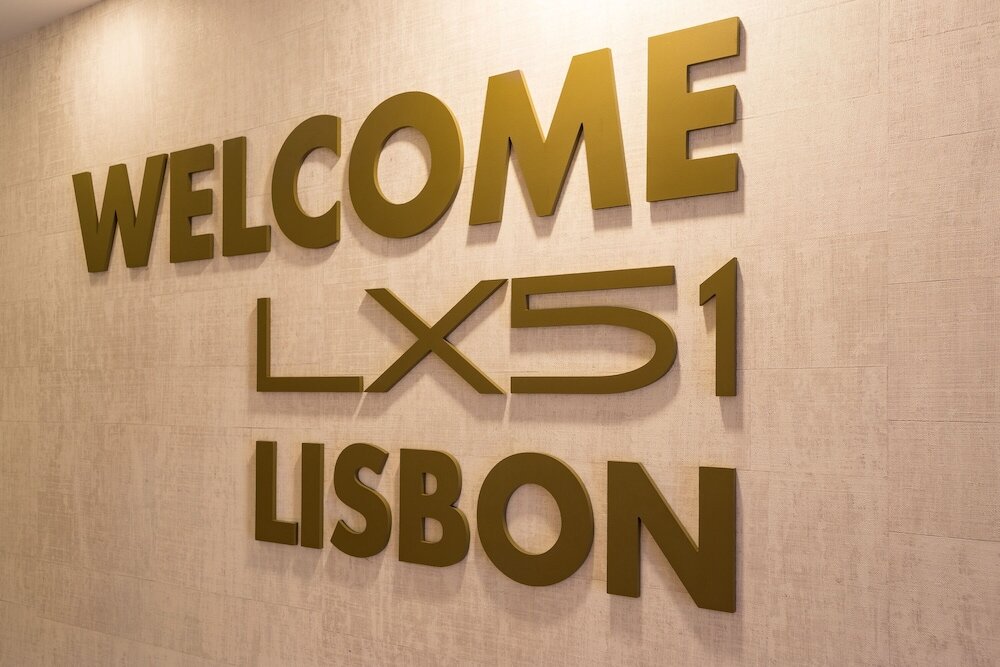 Фото Lx51 Studios & Suites Lisbon Center