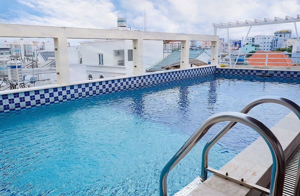 Фото Ananas Family Hotel