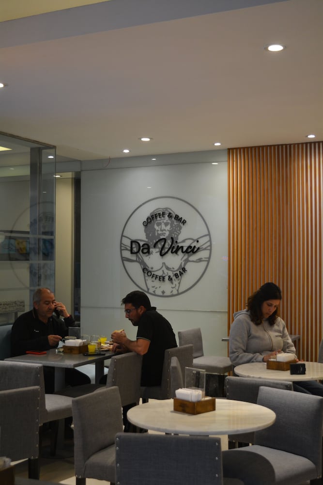 Фото Amérian Tucuman Apart And Suites