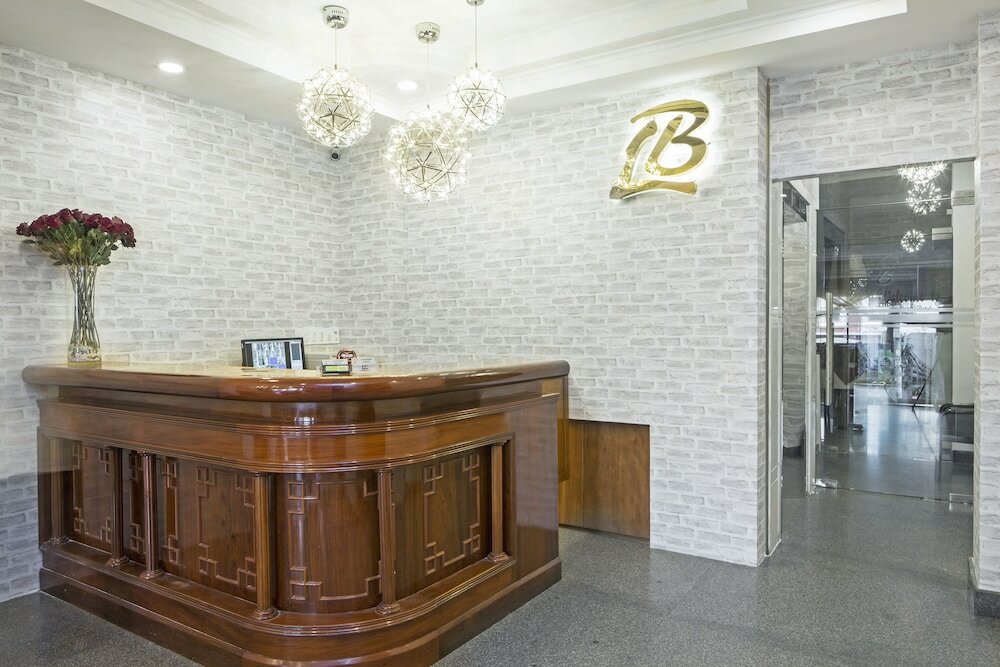 Фото Little Brick Saigon Hotel