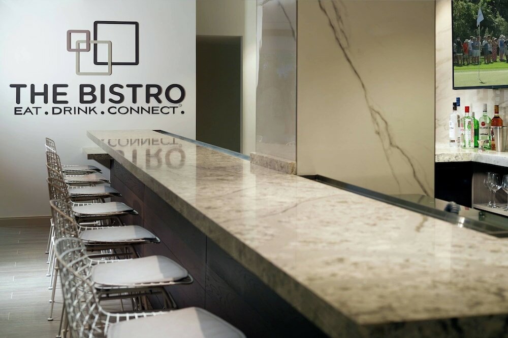 Фото Courtyard Miami Coconut Grove