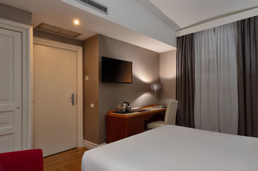 Фото Hotel Principe Torlonia