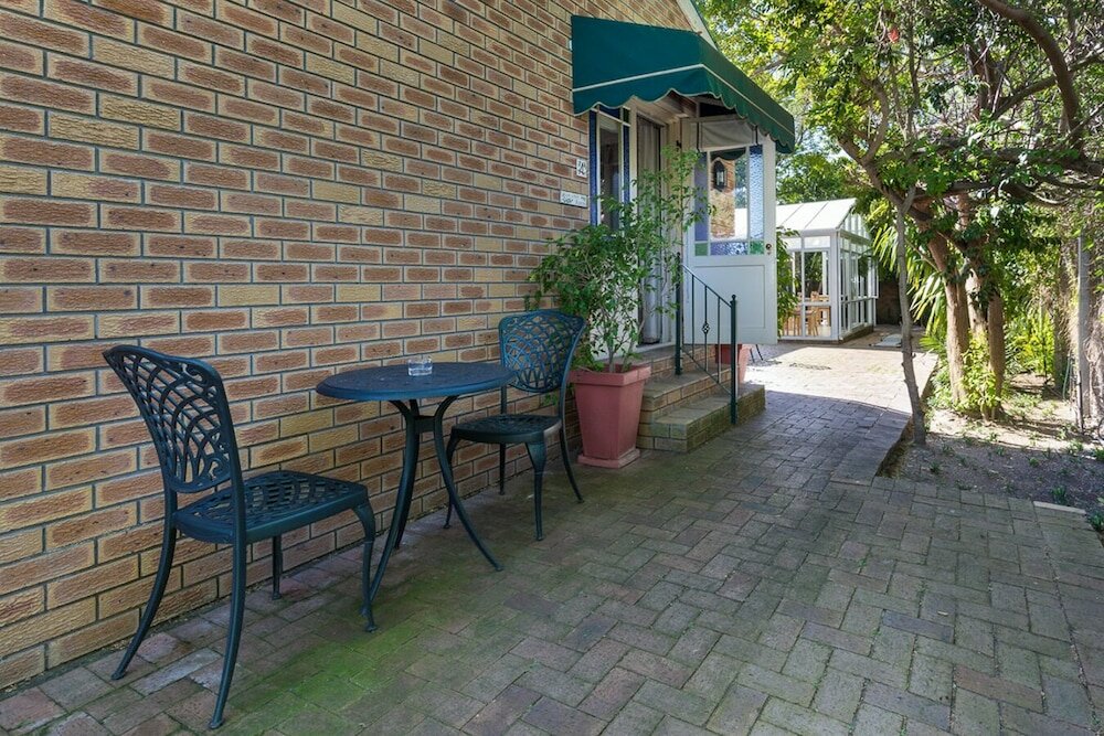 Фото Rustic Manor Bed And Breakfast