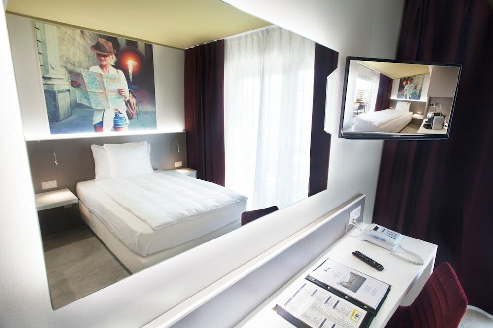 Фото Hotel City Locarno, Design & Hospitality