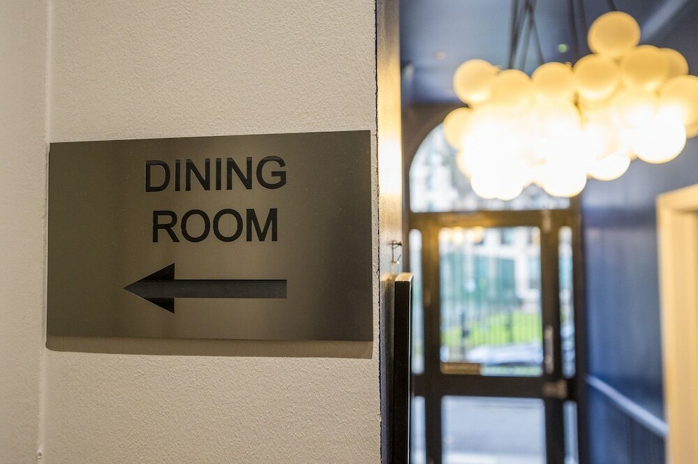 Фото Mentone Hotel