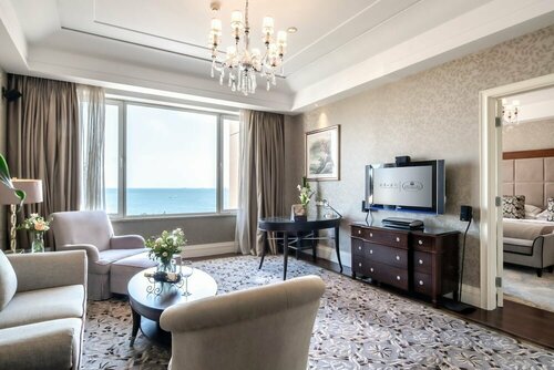 Внешний вид отеля Qingdao Seaview Garden Hotel в Циндао, фото 4