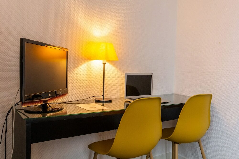 Фото Hotel De France