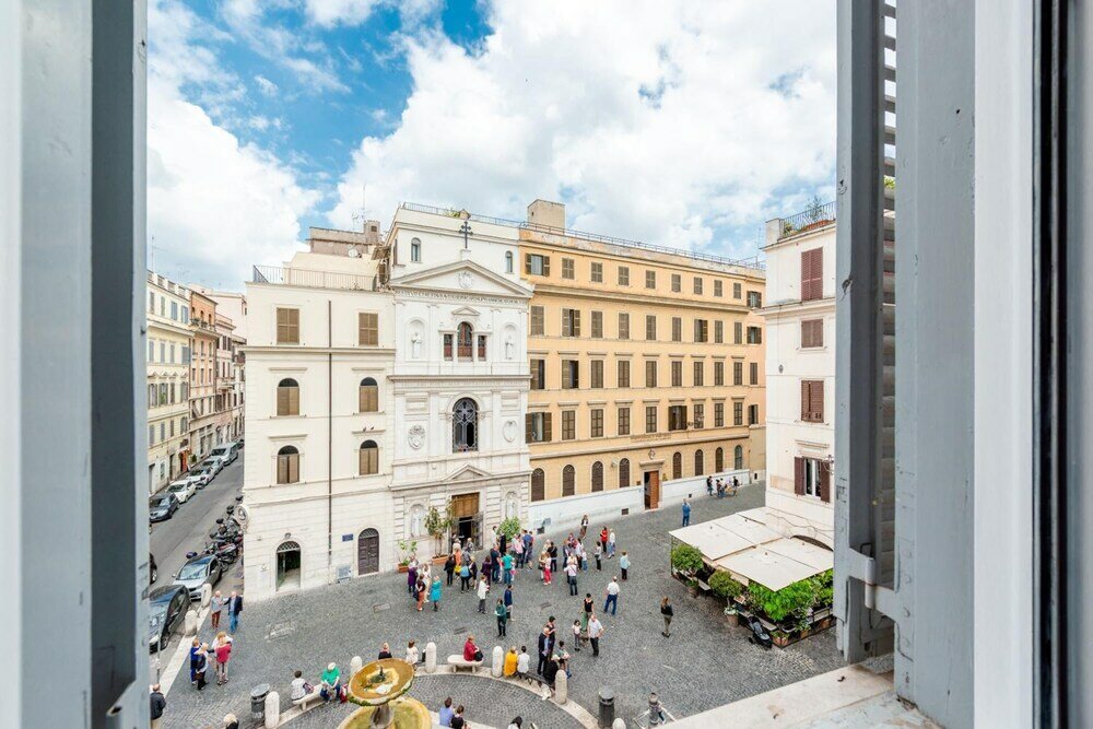 Фото Buonanotte Colosseo