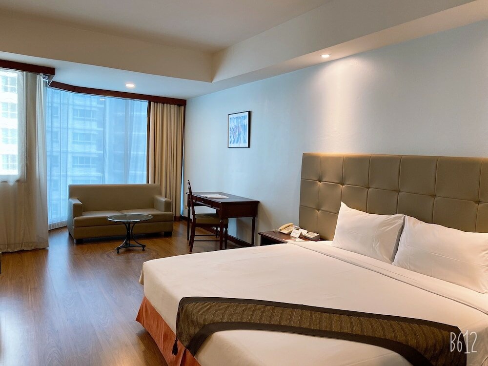 Фото Tai-Pan Hotel