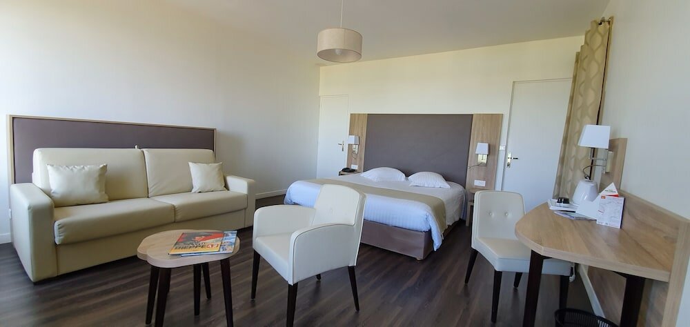 Фото Hôtel Windsor Front De Mer