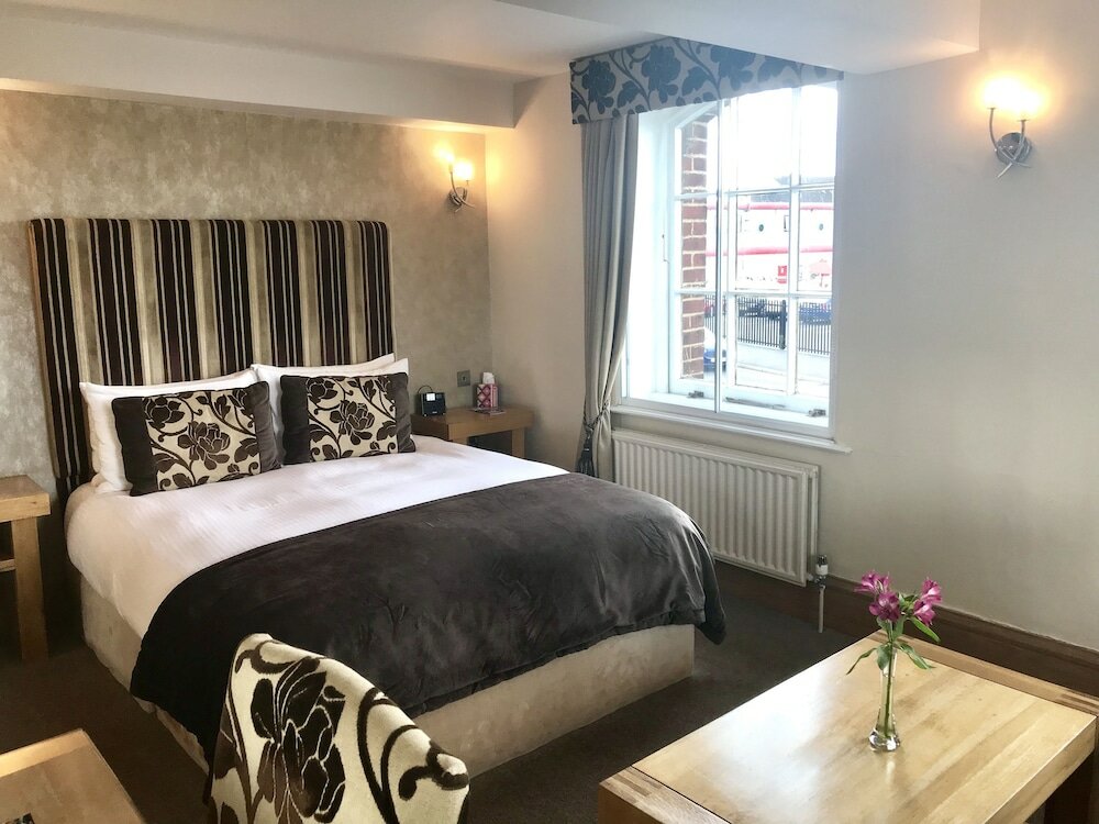 Фото Ennios Boutique Hotel Rooms