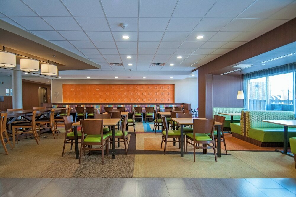 Фото Fairfield Inn & Suites Dallas Plano North