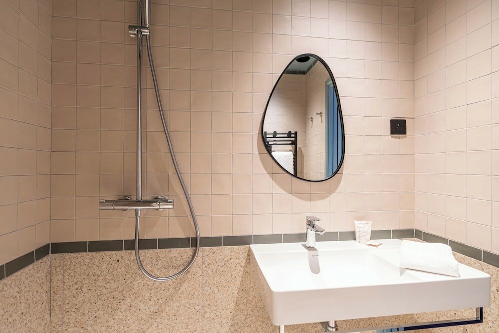 Фото CASA MOHO Juan Les Pins