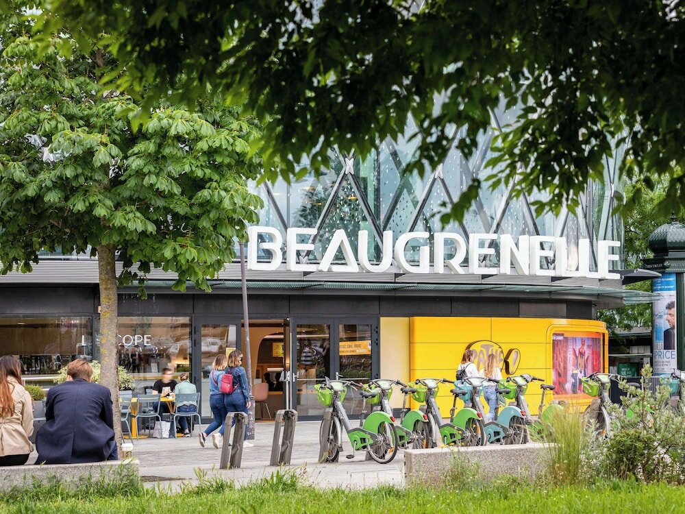 Фото Novotel Suites Paris Issy Les Moulineaux