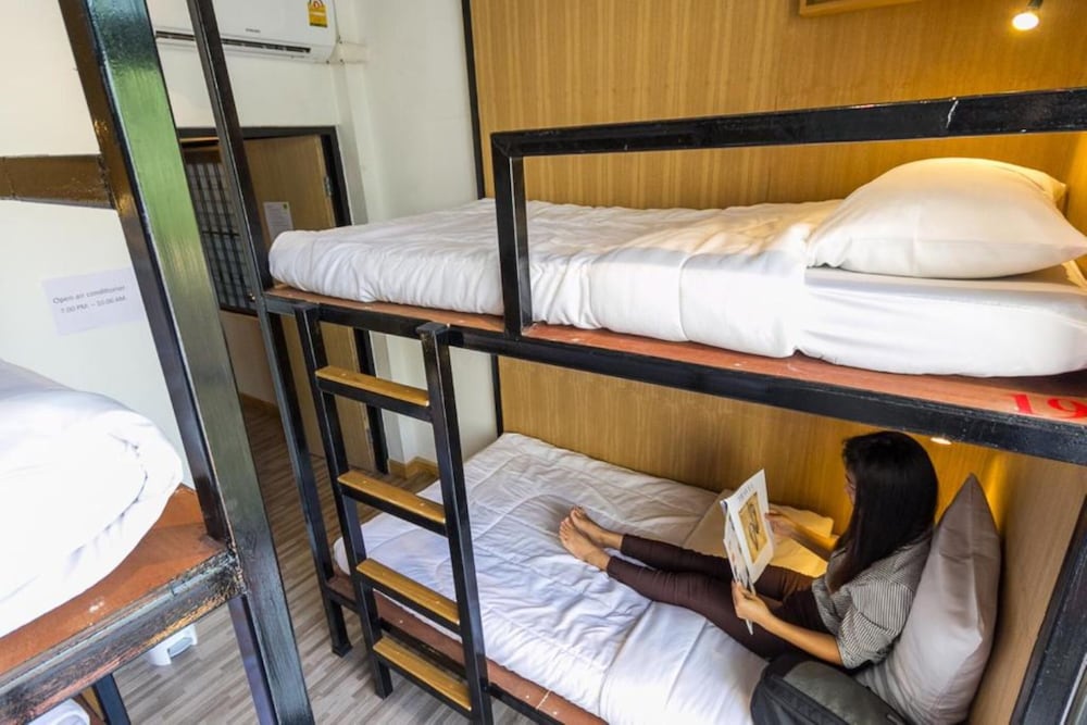 Фото Z's Hostel at Tha Phae Gate