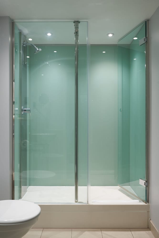 Фото Thistle London Park Lane