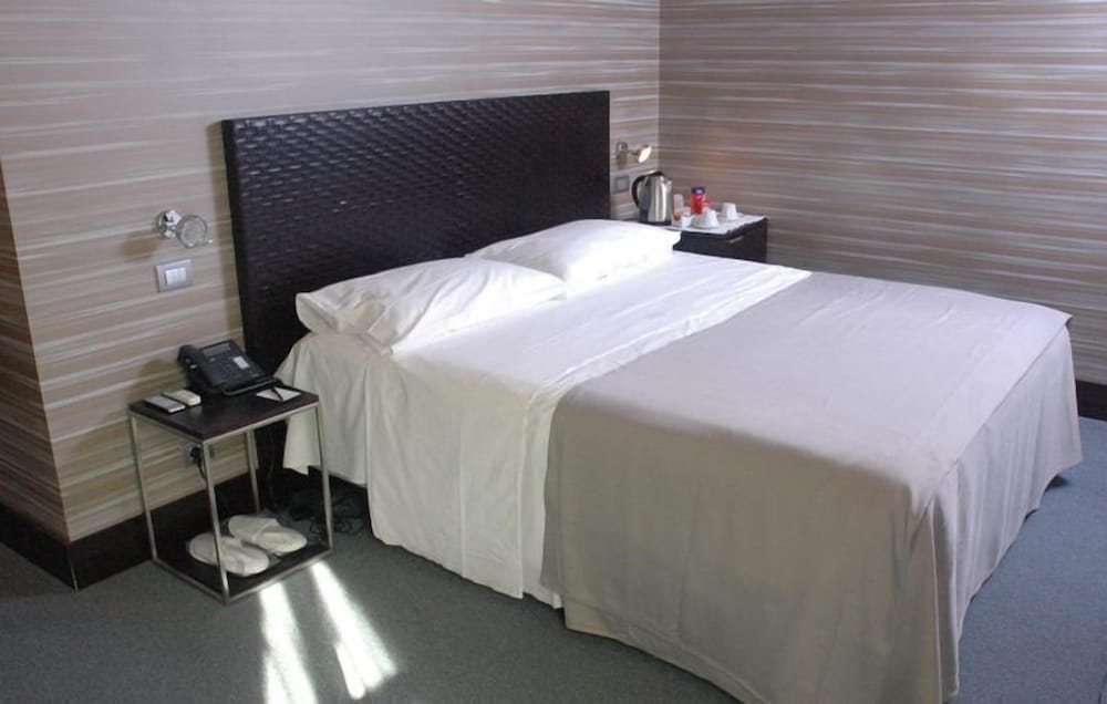 Фото Mh Design Hotel