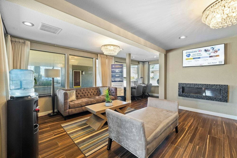 Фото Best Western Petaluma Inn