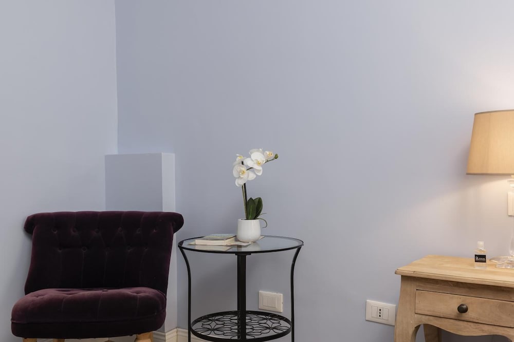 Фото Rhome Hosting GuestHouse