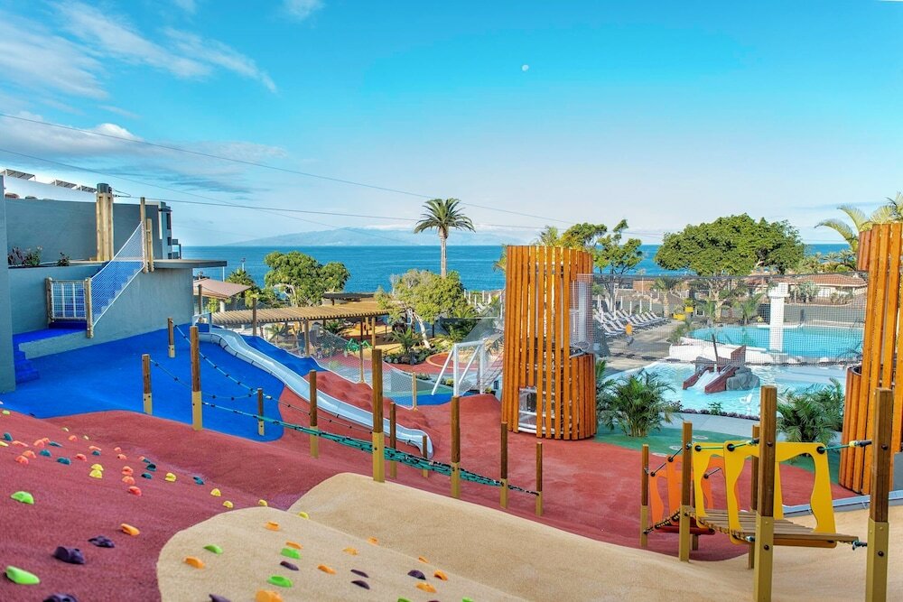 Фото 153072904673