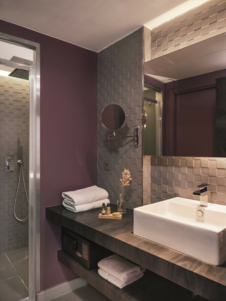 Фото Legend Hotel