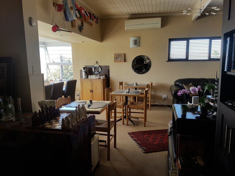 Фото Melkbosch Guesthouse