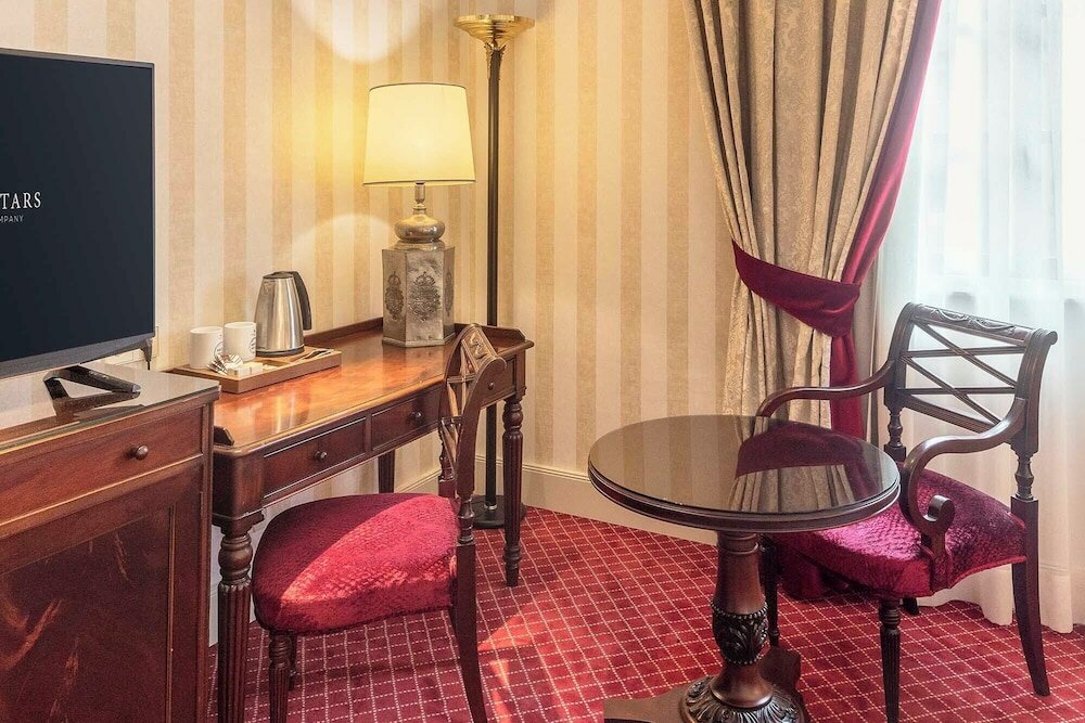 Фото Eurostars Hotel De La Reconquista