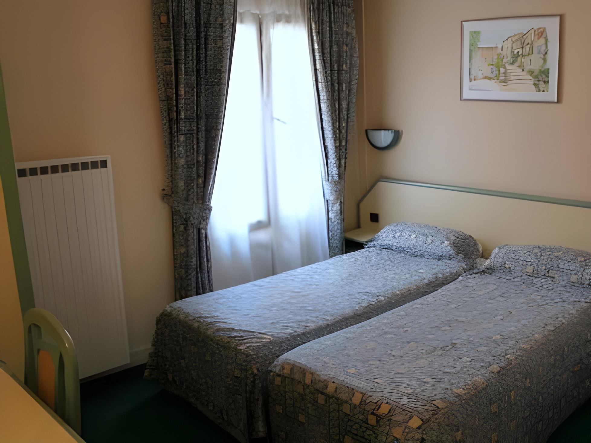 Фото отеля 3