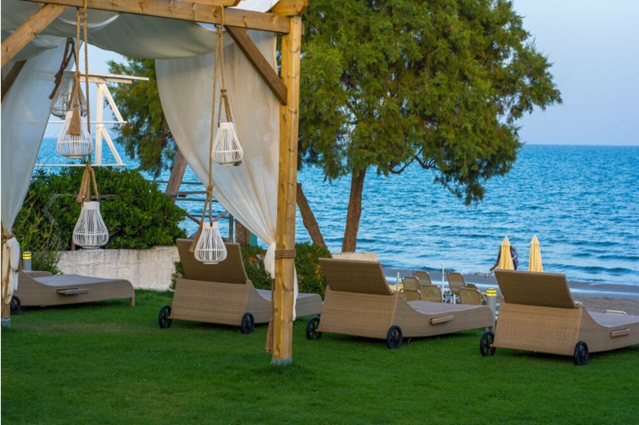 Фото Galaxy Beach Resort, Bw Premier Collection