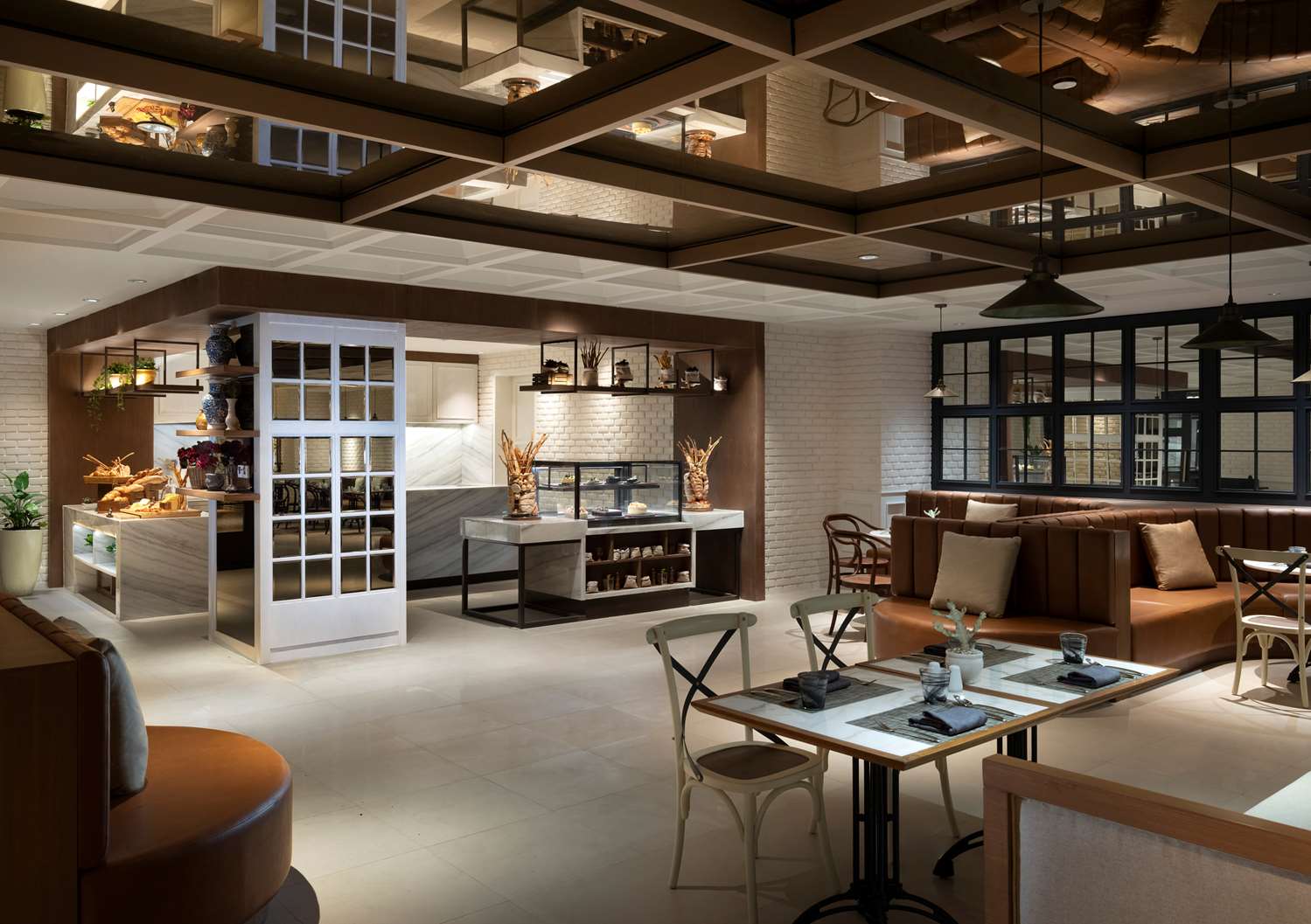 Фото DoubleTree by Hilton Surabaya