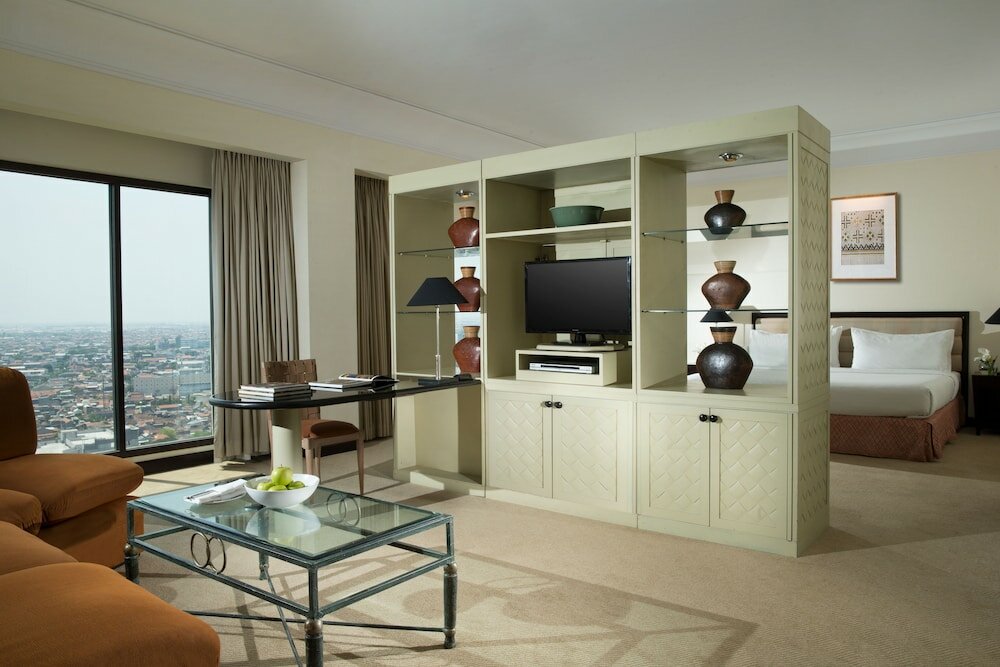 Фото Bumi Surabaya City Resort