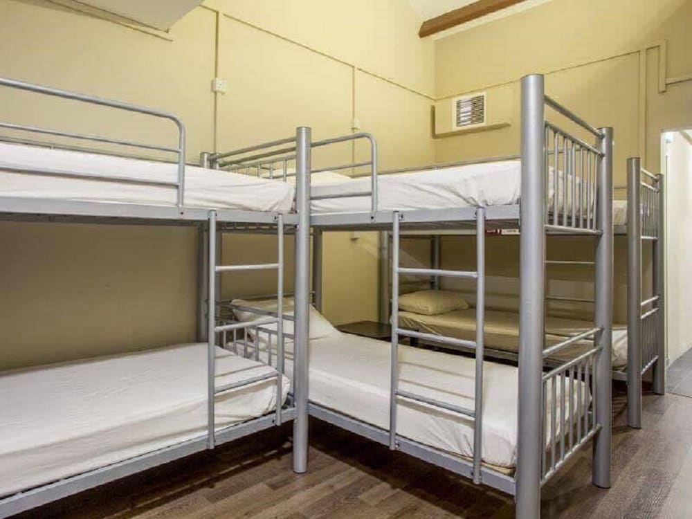 Фото Adamson Lodge - Hostel