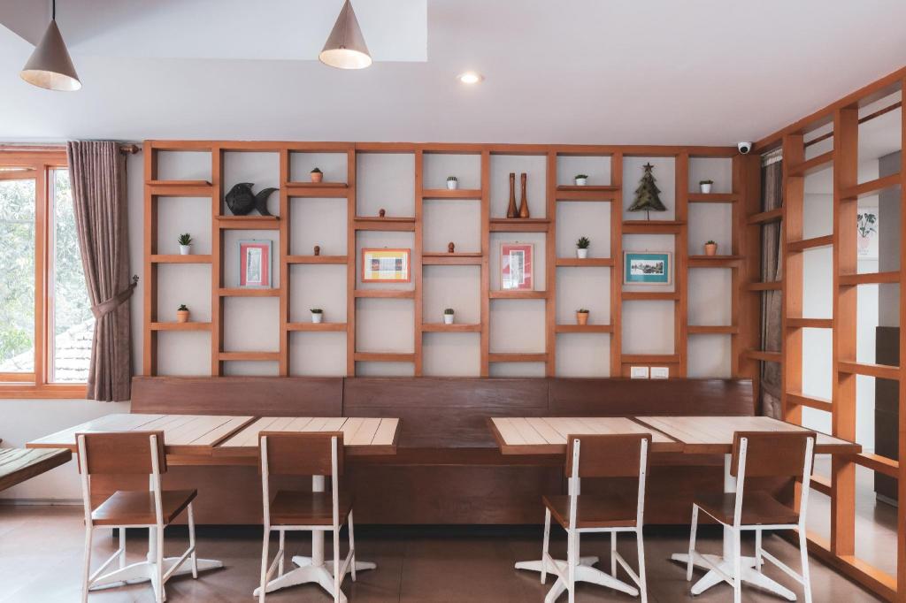 Фото Tibera Hotel Cibeunying