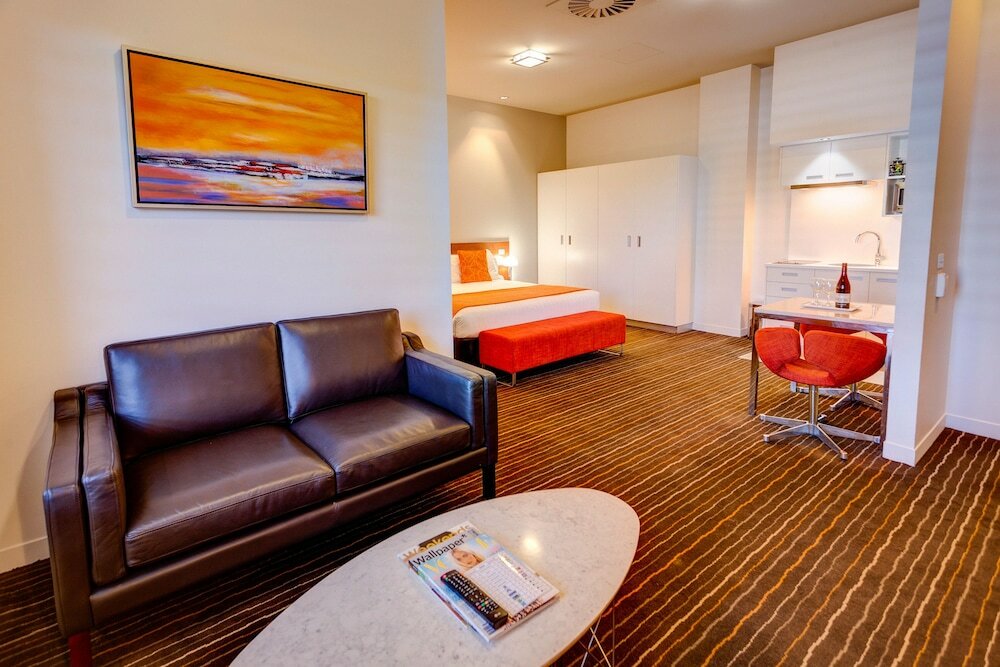 Фото Mantra Charles Hotel Launceston