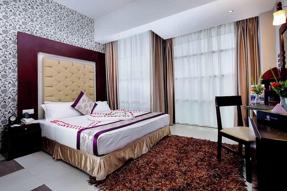 Фото Hotel The Cox Today