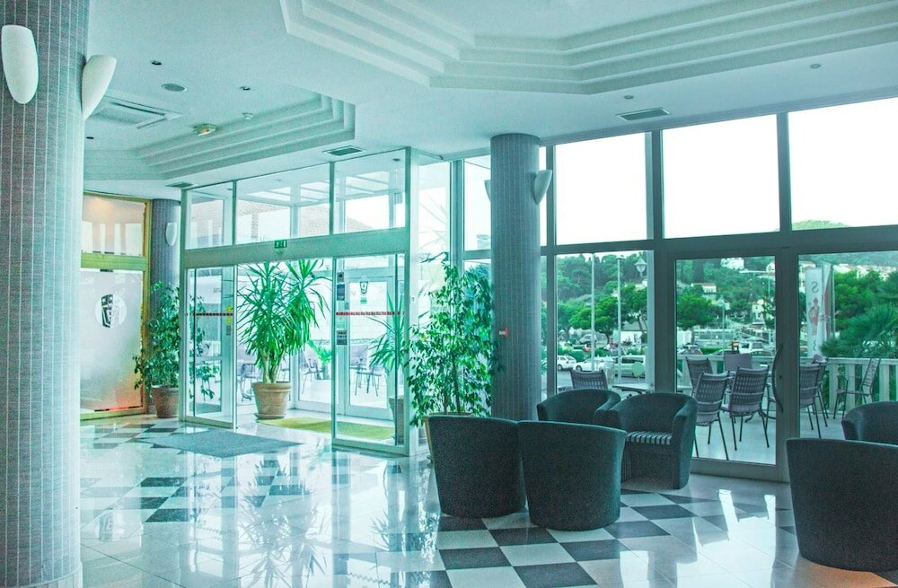 Фото Hotel Petka