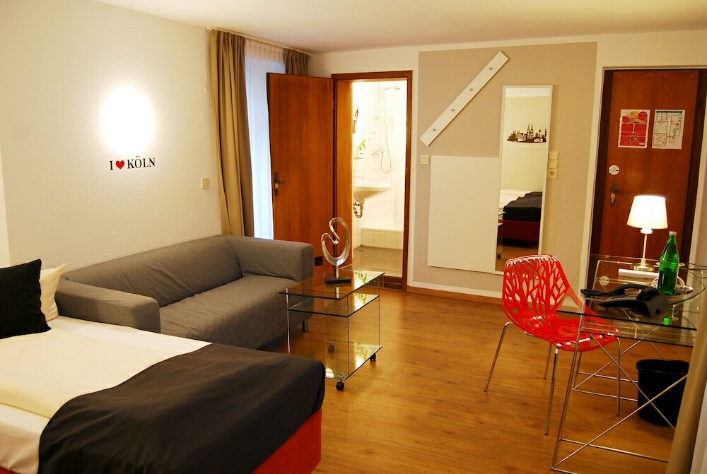 Фото Hotel Alt Deutz City-Messe-Arena