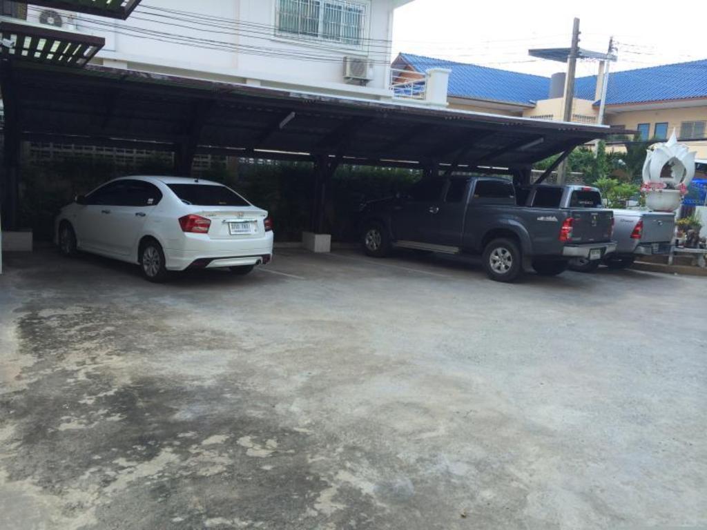 Фото Living Apartment