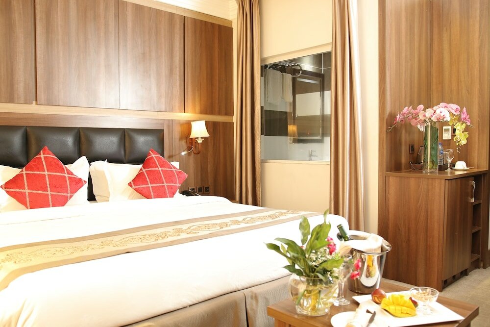 Фото Grand Pela Hotels & Suites