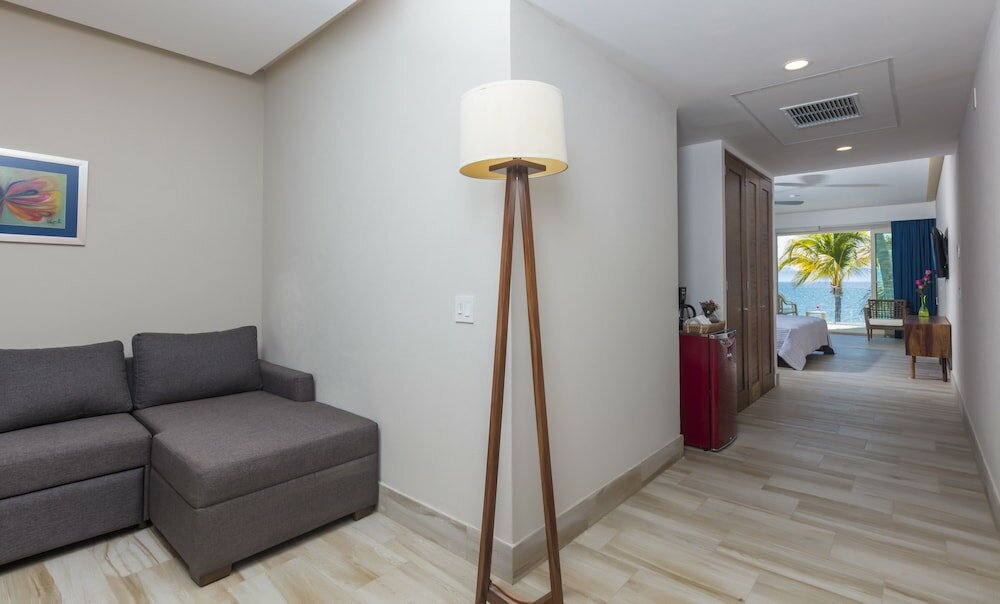 Фото Vista Vallarta All Suites on the Beach