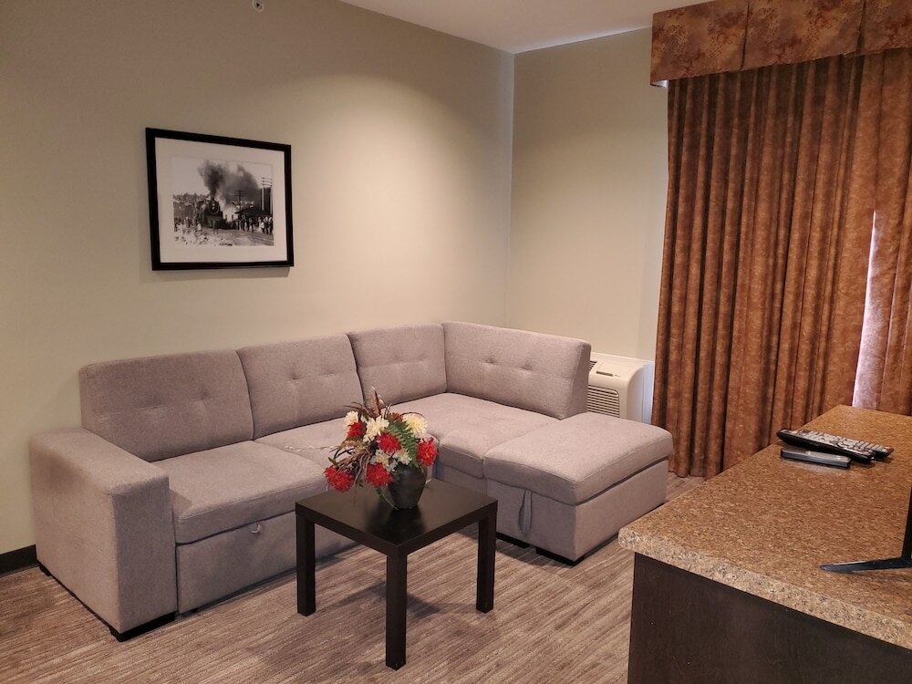 Фото Days Inn by Wyndham Surrey