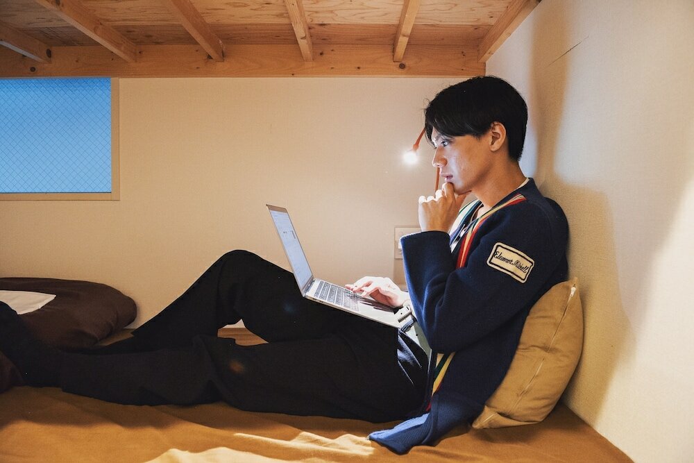 Фото Roots Hostel