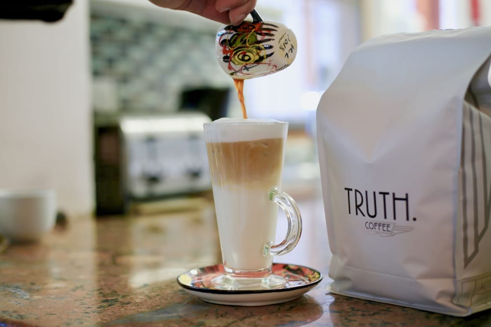 Фото Point B Guest House