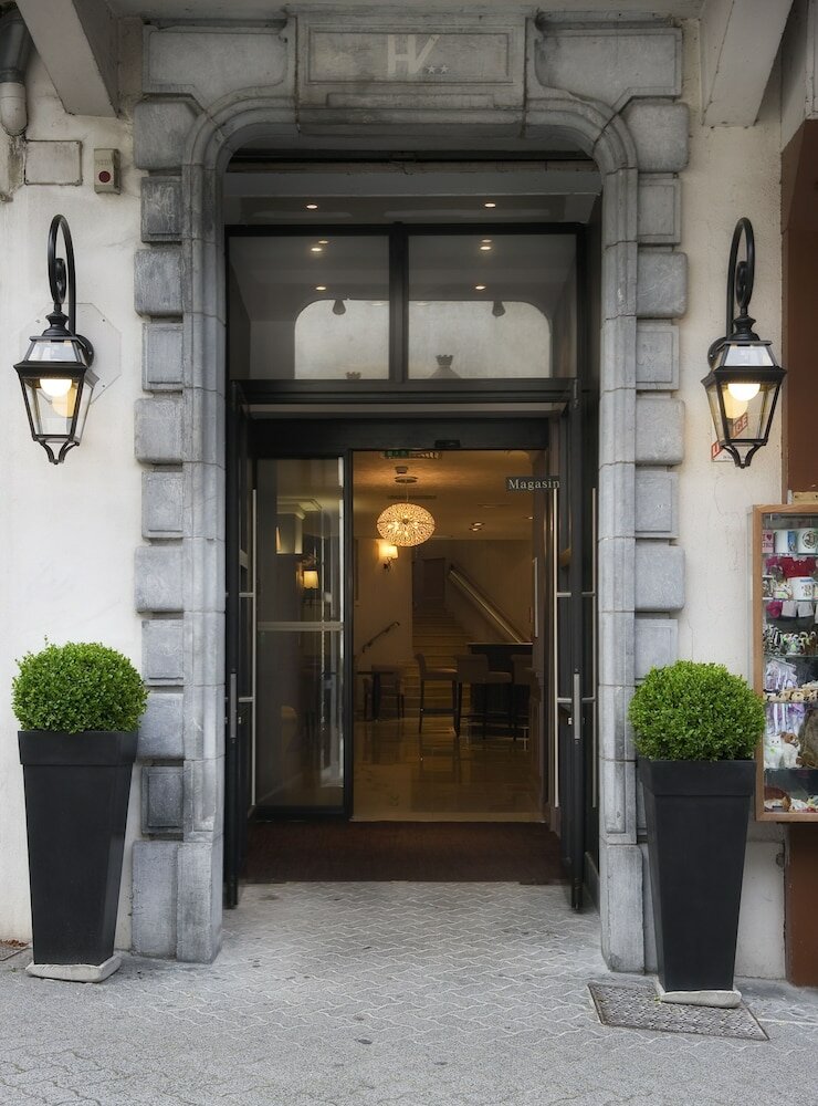 Фото The Originals City, Hôtel Astoria Vatican, Lourdes