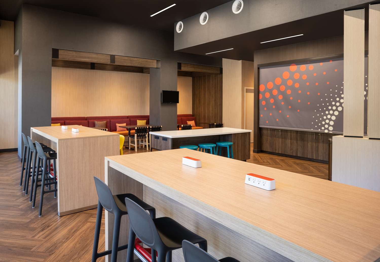 Фото Tru by Hilton Fort Lauderdale Downtown