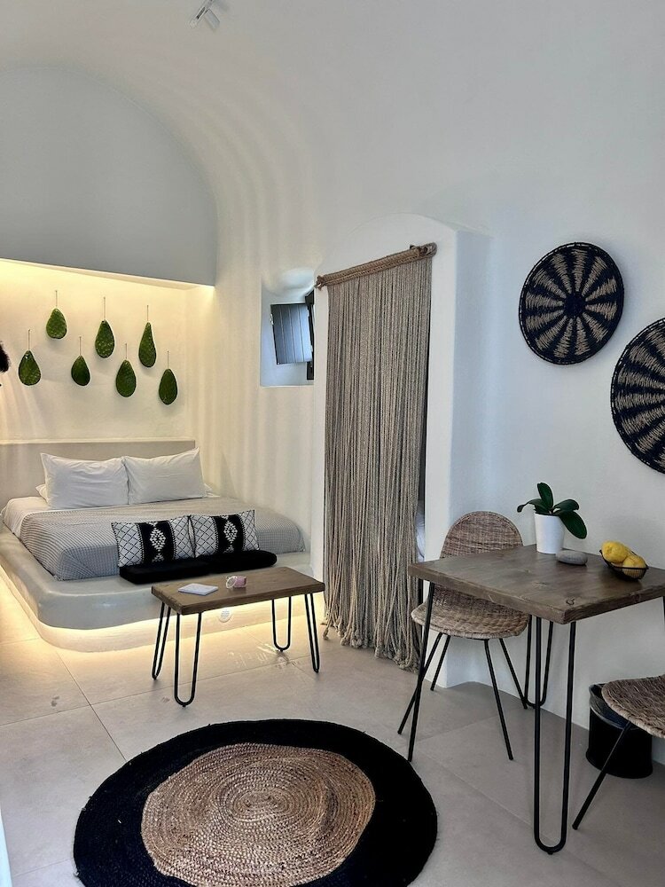 Фото Floria Suites