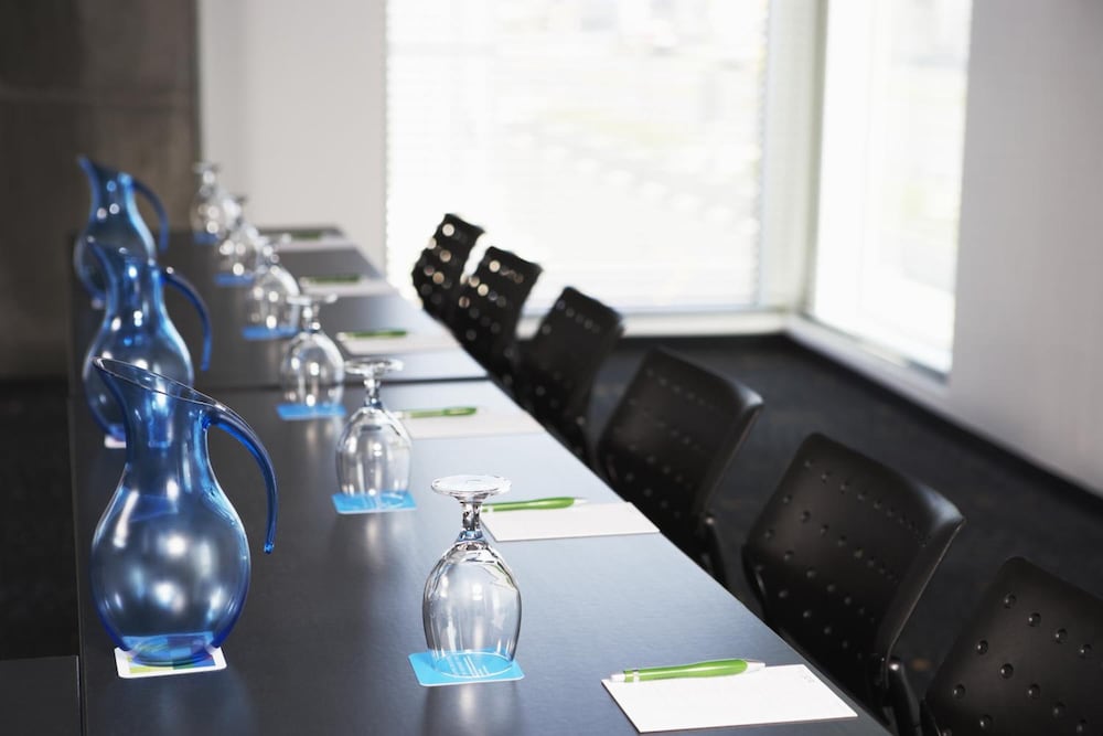 Фото Alt Hotel Toronto Airport