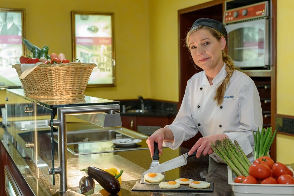 Фото Mercure Parkhotel Krefelder Hof